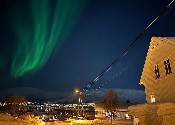 Arctic Retreat - Spacious Apartment Next To Amazing Nature