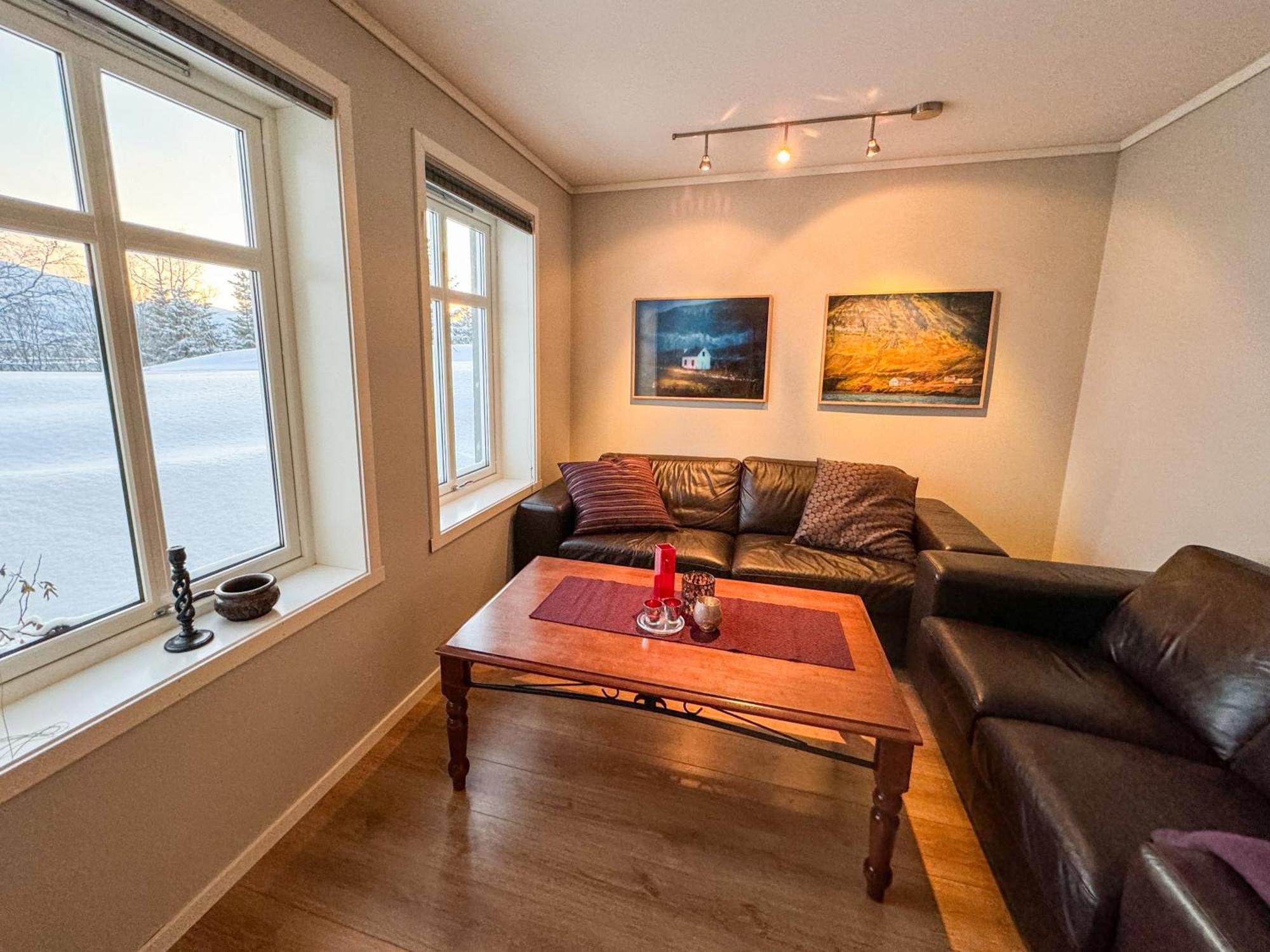 Arctic Retreat - Spacious Next To Amazing Nature Lägenhet *